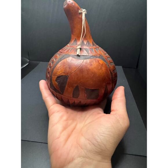 Vintage African Elephant Kenya Hand Carved Calabash Gourd Shaker - Picture 6 of 10